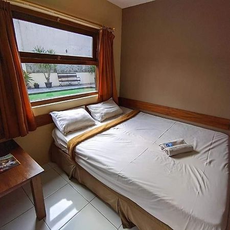 Guest House Teras Solo Syariah 外观 照片